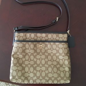 Coach Crossbody Kit Purse